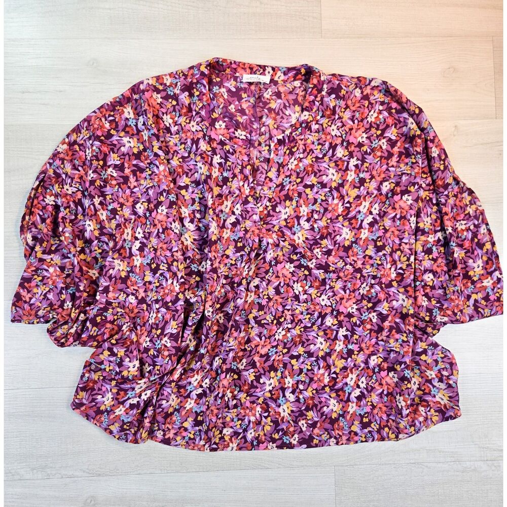Emily Wonder Boho Floral Print Split V-Neck Oversized Top Small Kaftan